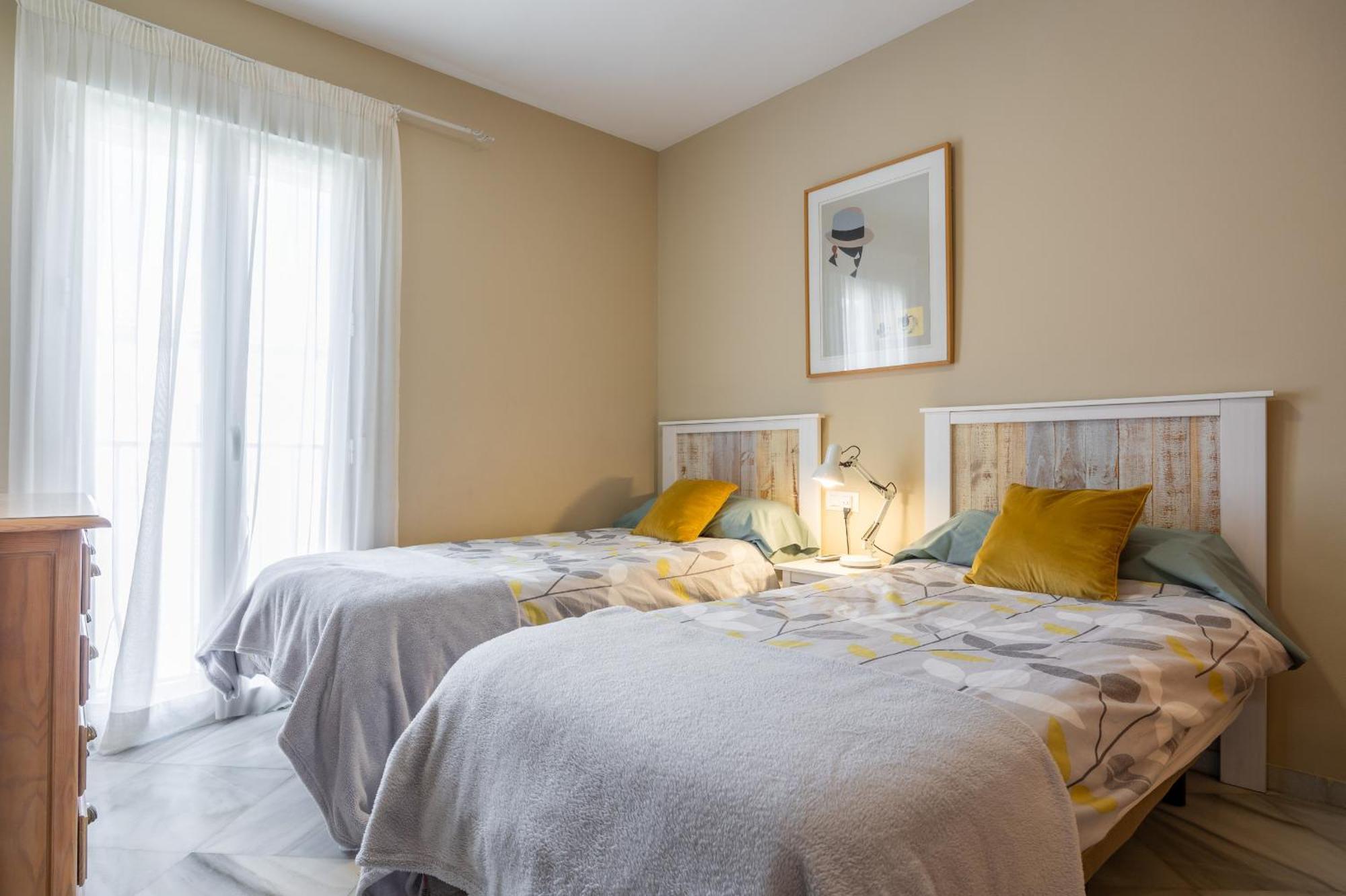 Apartamento La Siesta Фуeнхирола Екстериор снимка